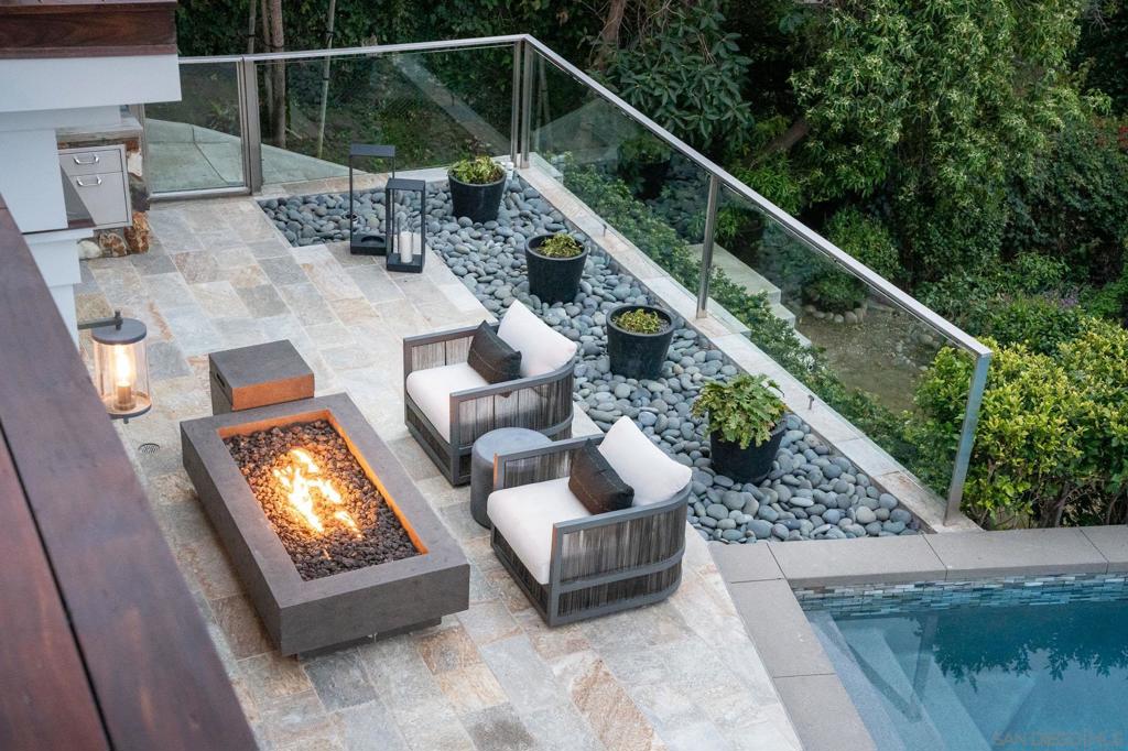 Del Mar - Residential