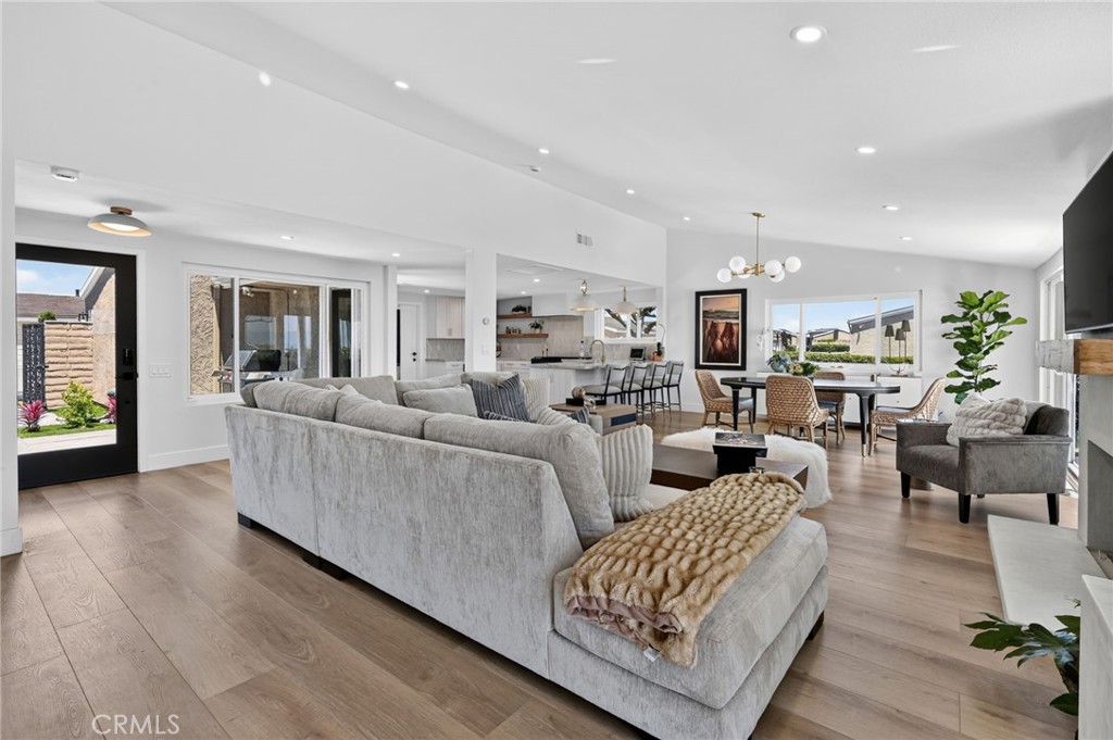 31042 Carrara