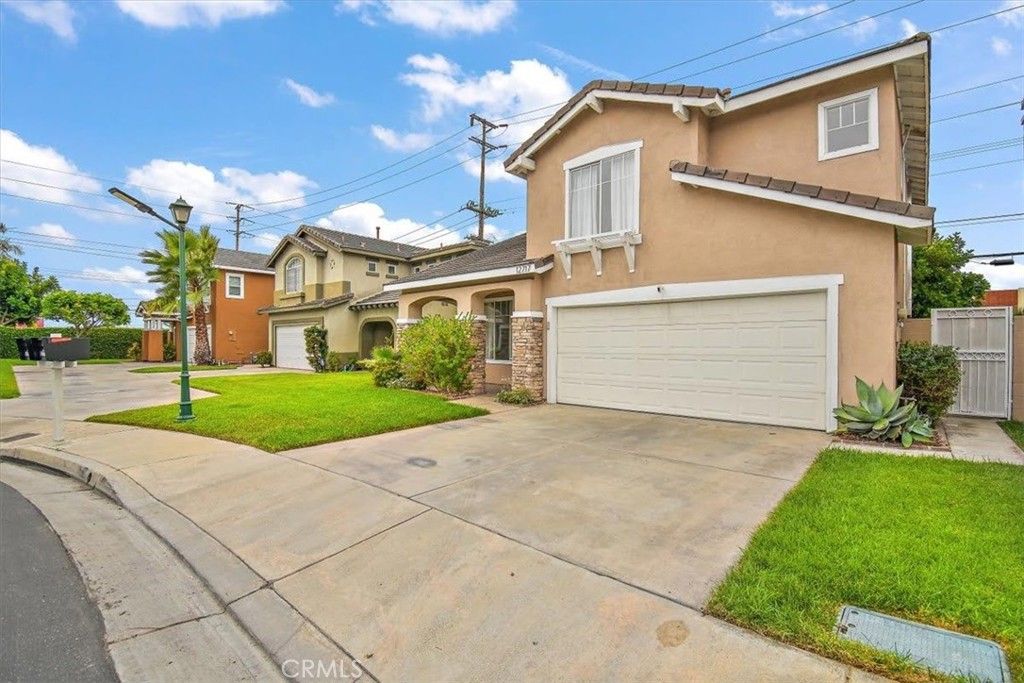 Photo of 12717 Glen Eagles Dr, Hawthorne, CA 90250 (MLS # SB26063003)