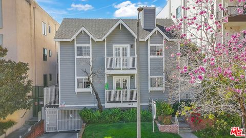 Photo of 2469 Purdue Avenue, Los Angeles, CA 90064 (MLS # 26658239)