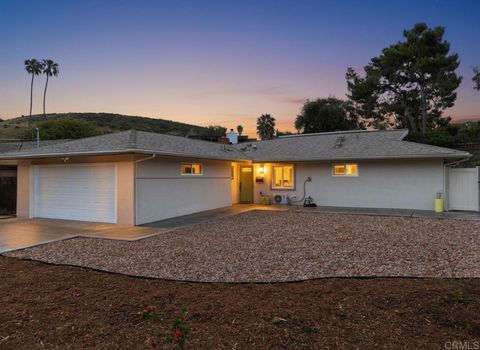 Photo of 12401 Metate Lane, Poway, CA 92064 (MLS # NDP2604018)