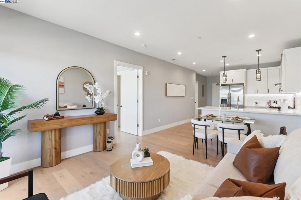 DOWN TOWN - Residential