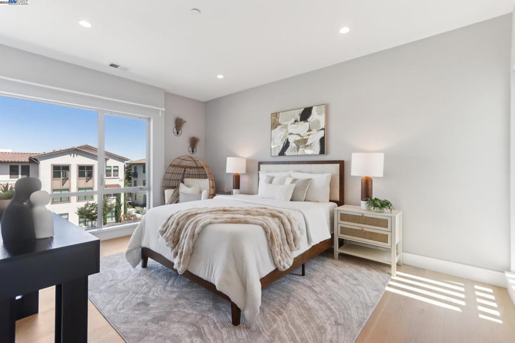 DOWN TOWN - Residential