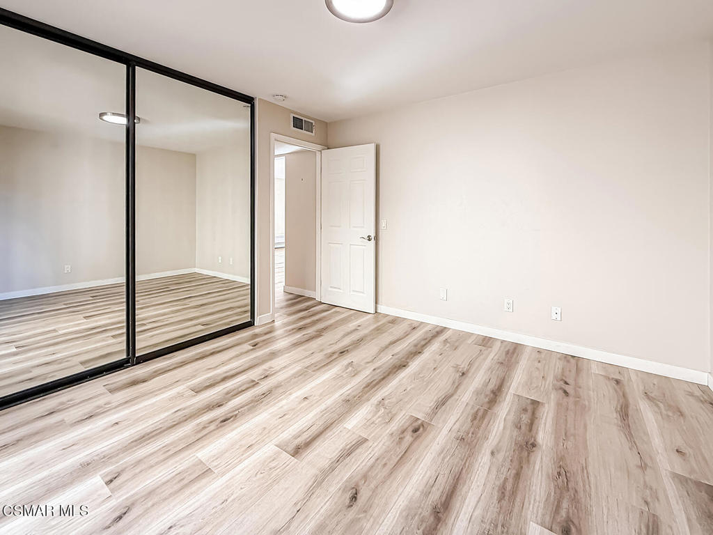 Oaknoll Villas-314 - 1002792 - Residential