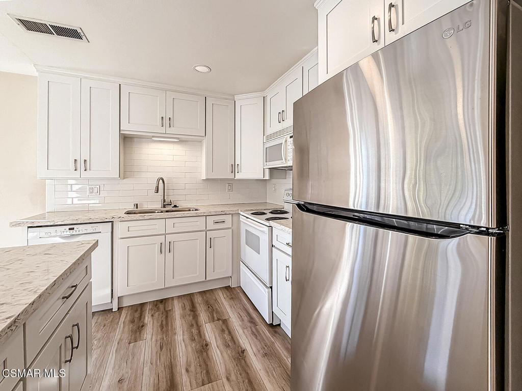 Oaknoll Villas-314 - 1002792 - Residential