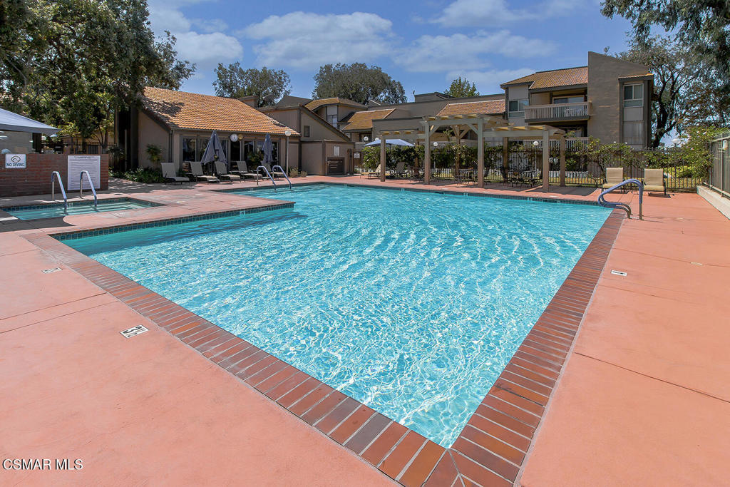 Oaknoll Villas-314 - 1002792 - Residential