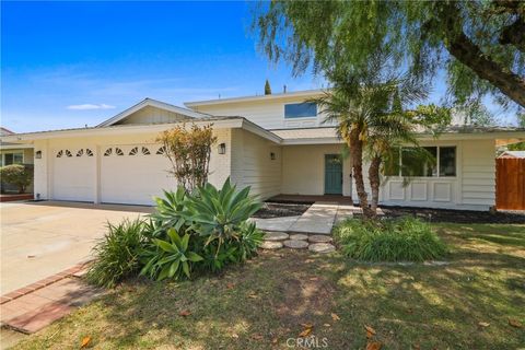 Photo of 734 S Vale Ave, Anaheim, CA 92806 (MLS # OC26098662)
