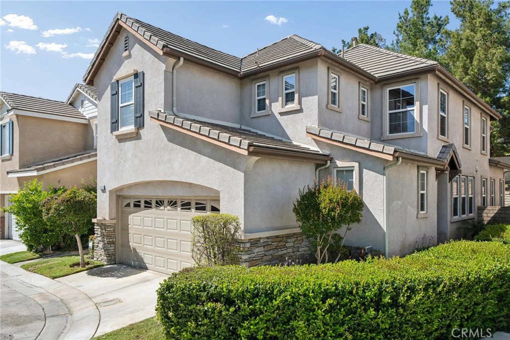 23201 Brooke Lane
