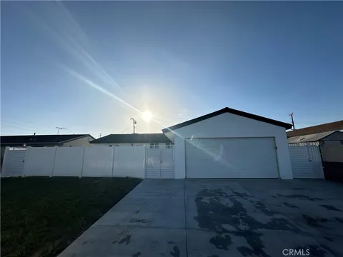 10475 Greta Ave, Buena Park, CA 90620 - MLS#: PW26052238