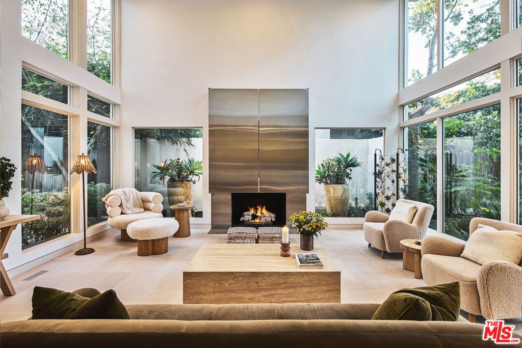 Photo of 23515 Malibu Colony Road, Malibu, CA 90265 (MLS # 26635477)