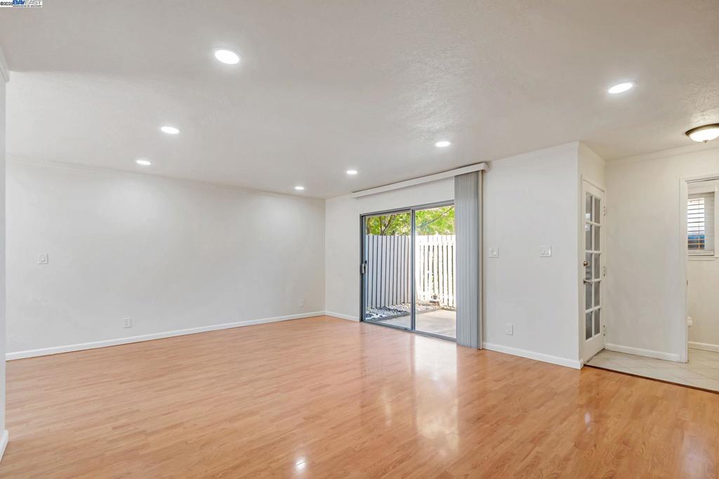 CUPERTINO - Residential