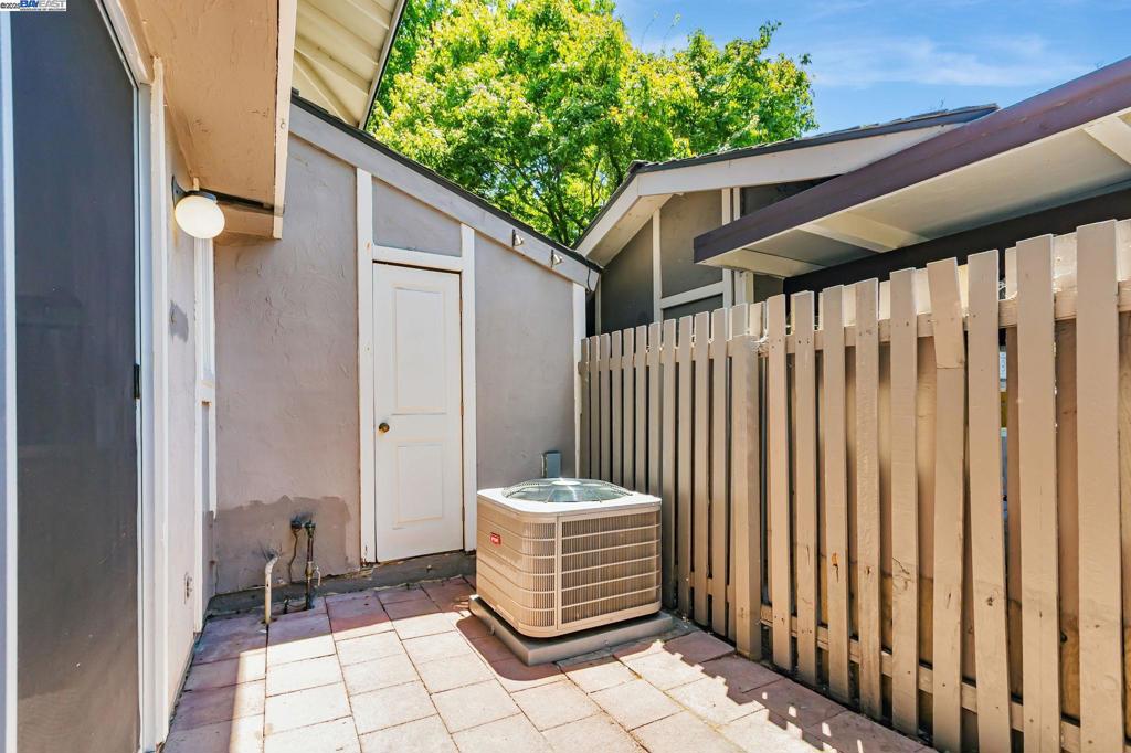 CUPERTINO - Residential
