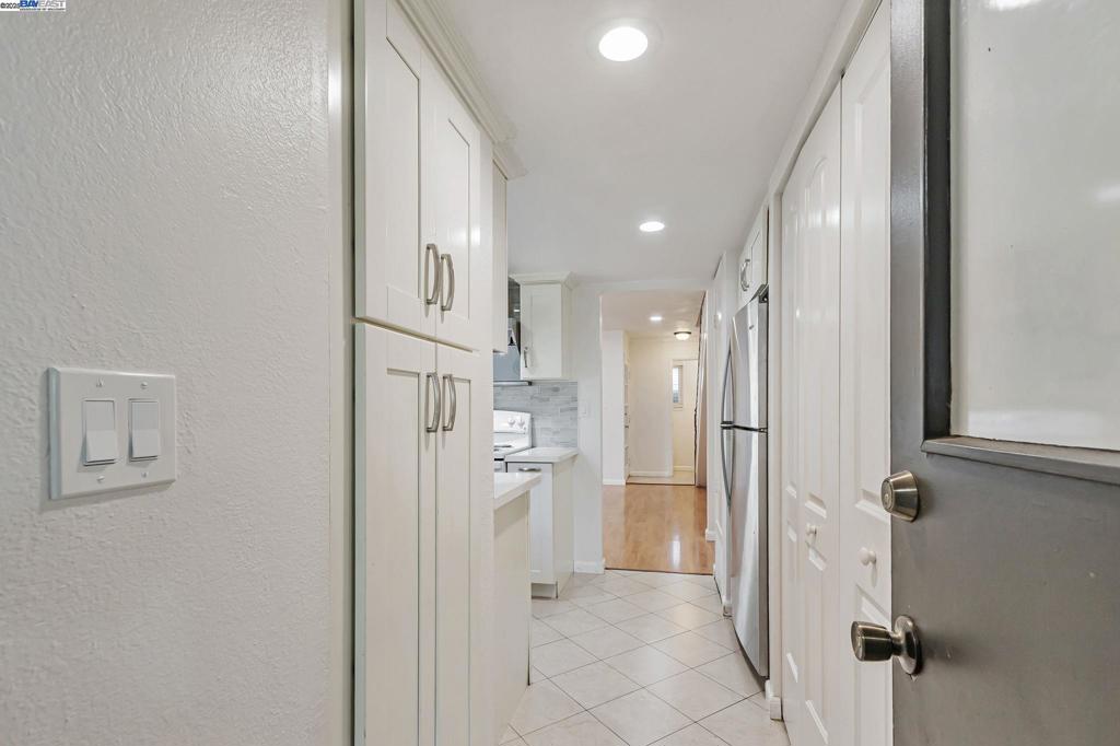 CUPERTINO - Residential