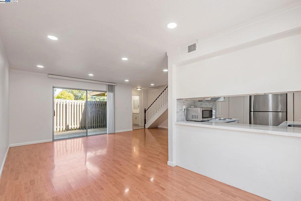 CUPERTINO - Residential