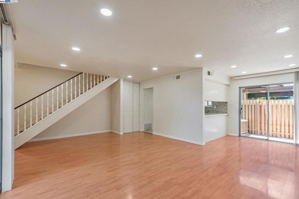 CUPERTINO - Residential
