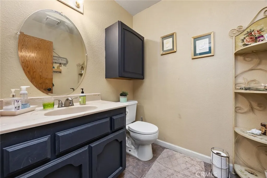 Tehachapi, California 93561, United States, 4 Bedrooms Bedrooms, ,5 BathroomsBathrooms,Residential,Active,229081