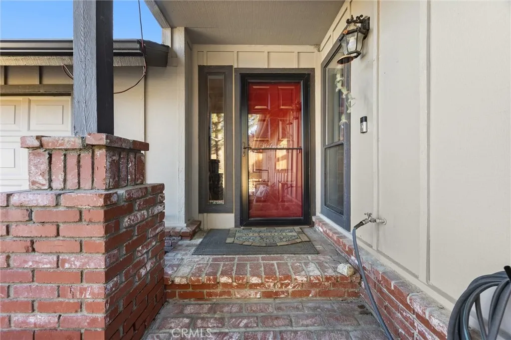 Tehachapi, California 93561, United States, 4 Bedrooms Bedrooms, ,5 BathroomsBathrooms,Residential,Active,229081