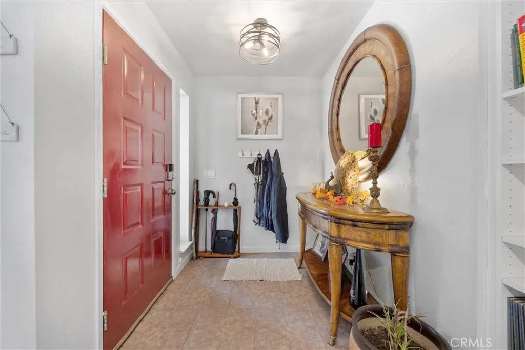 Tehachapi, California 93561, United States, 4 Bedrooms Bedrooms, ,5 BathroomsBathrooms,Residential,Active,229081