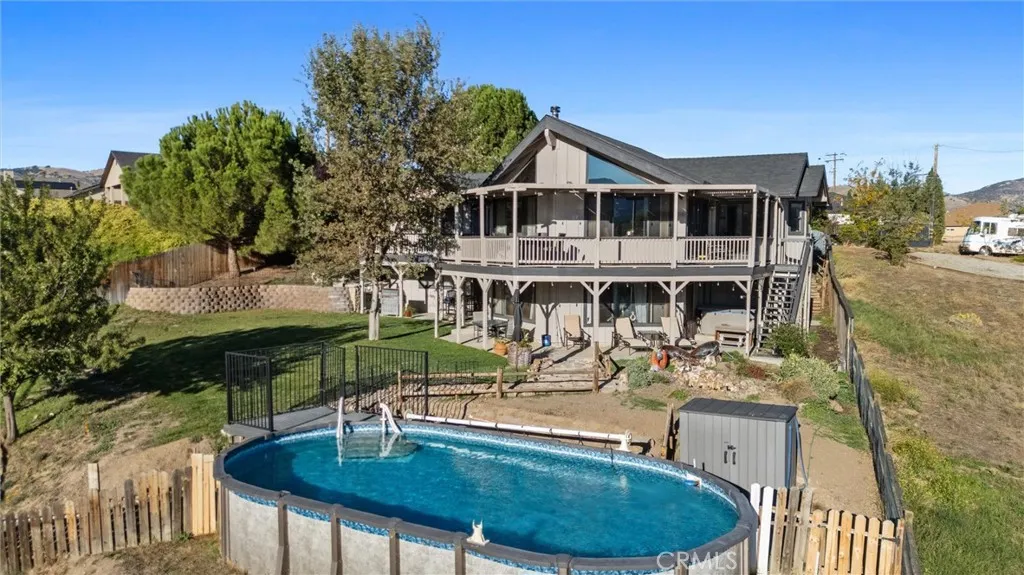 Tehachapi, California 93561, United States, 4 Bedrooms Bedrooms, ,5 BathroomsBathrooms,Residential,Active,229081