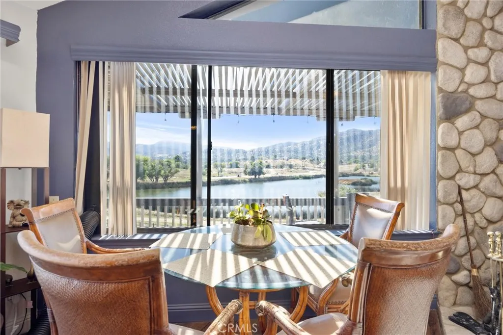 Tehachapi, California 93561, United States, 4 Bedrooms Bedrooms, ,5 BathroomsBathrooms,Residential,Active,229081