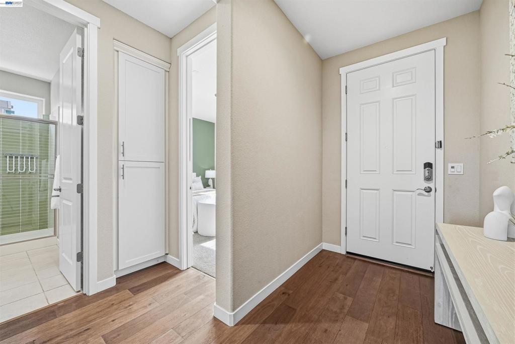 515 515 Tananger Heights Ln