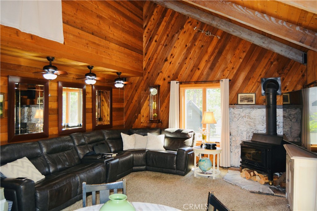 39543 Saunders
