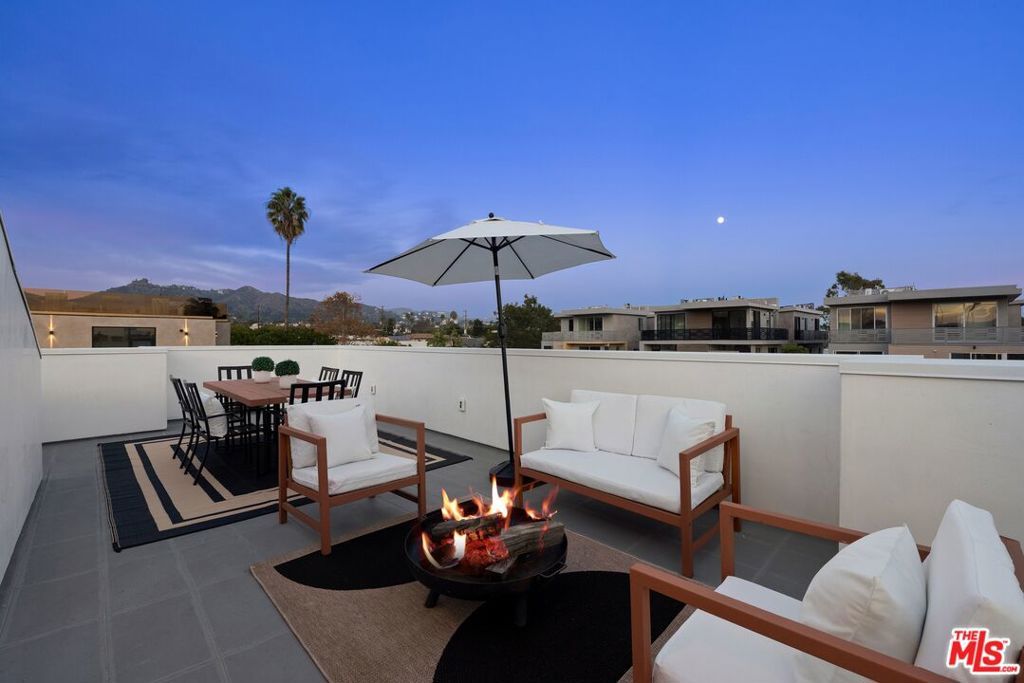 Photo of 1011 N Ogden Drive #101, West Hollywood, CA 90046 (MLS # 25625797)