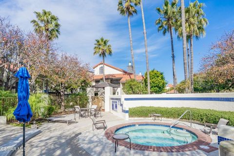 Tiny photo for 4481 Antigua Way, Oxnard, CA 93035 (MLS # 226000907)