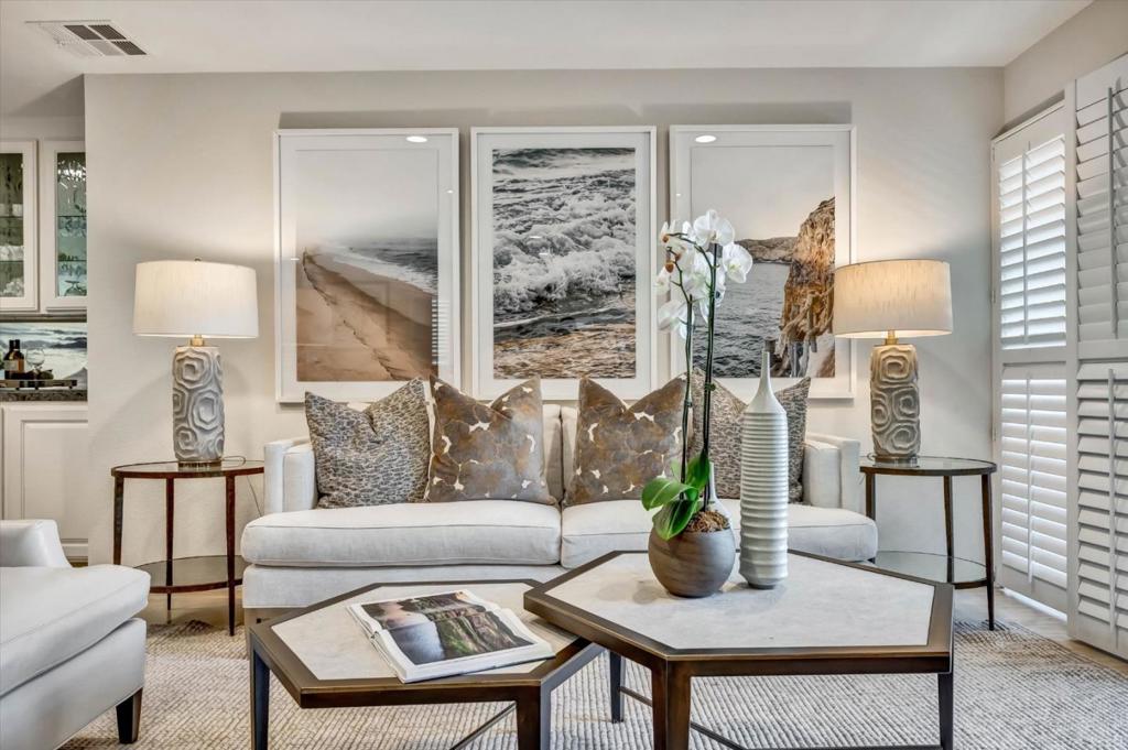 15 Los Altos Square 15, Los Altos CA 94022