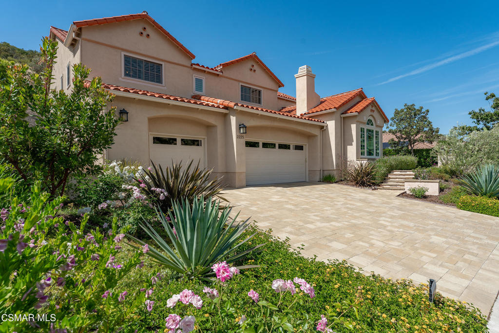 2225 Kirsten Lee Drive