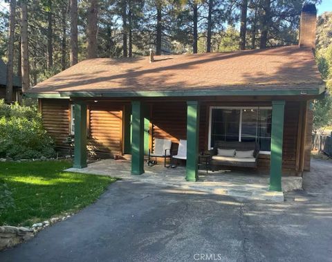 646 Mountain View Avenue Wrightwood CA 92397