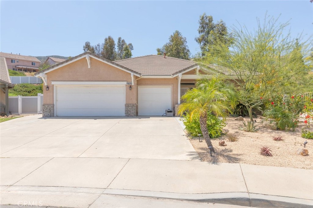 27707 Blue Mesa