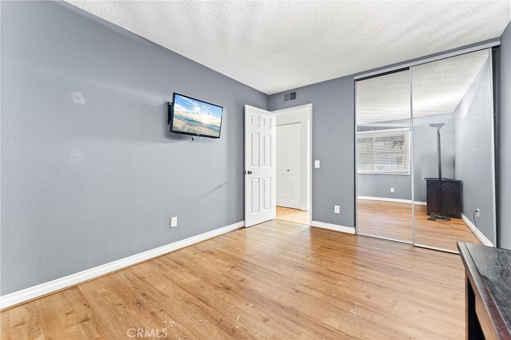 Laguna Village (LV) - Residential