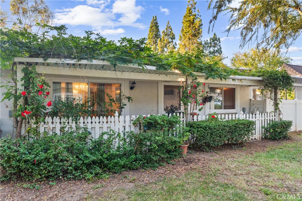 Laguna Village (LV) - Residential