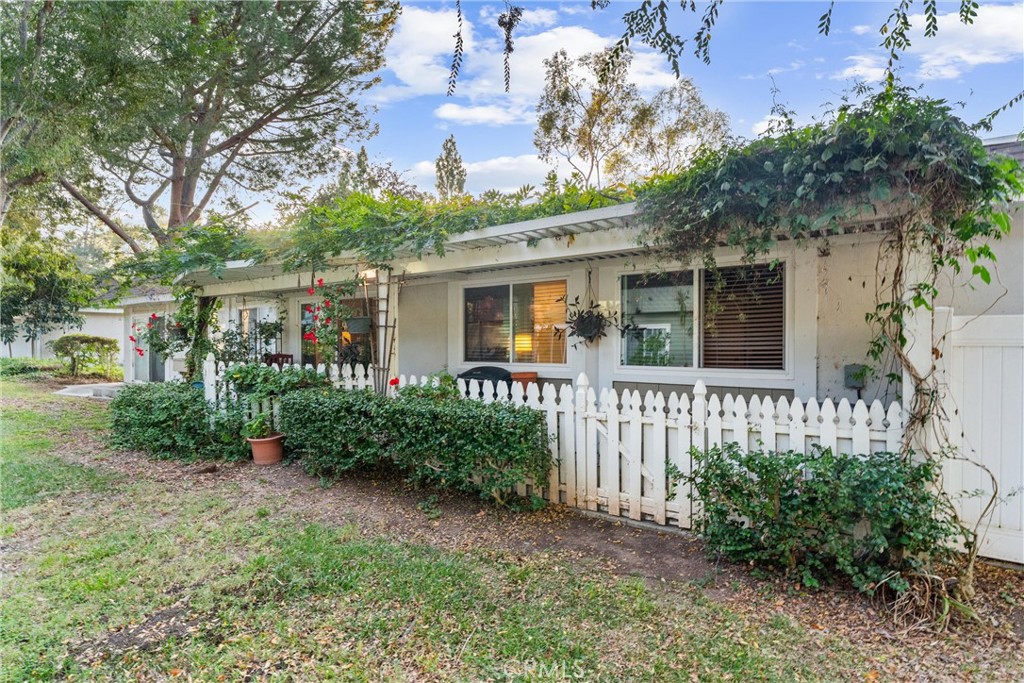 Laguna Village (LV) - Residential