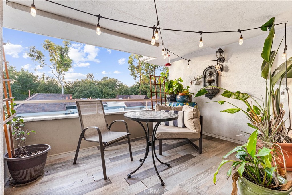 Laguna Village (LV) - Residential