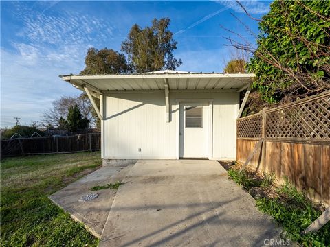 Tiny photo for 715 Shannon Hill Dr, Paso Robles, CA 93446 (MLS # NS25273819)