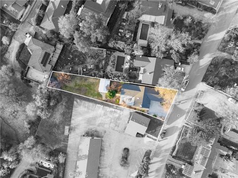 Tiny photo for 715 Shannon Hill Dr, Paso Robles, CA 93446 (MLS # NS25273819)