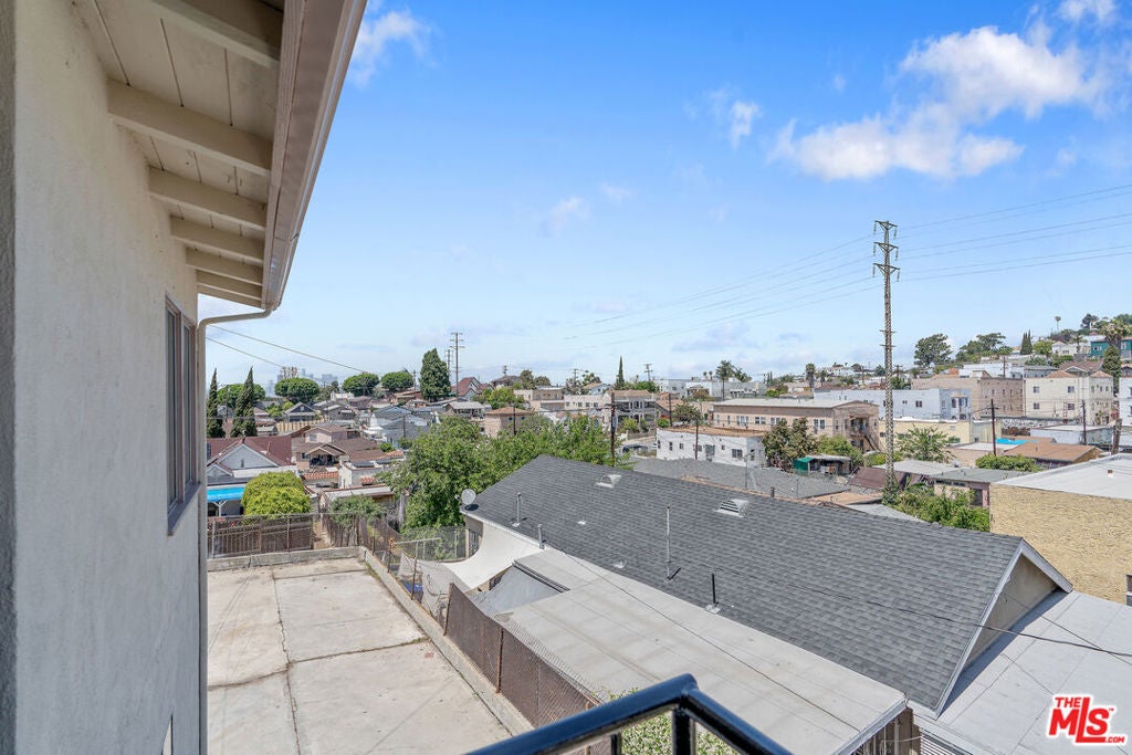 945 N Ditman Avenue