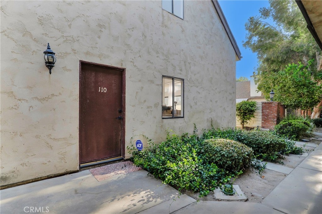 7632 Topanga Canyon 110