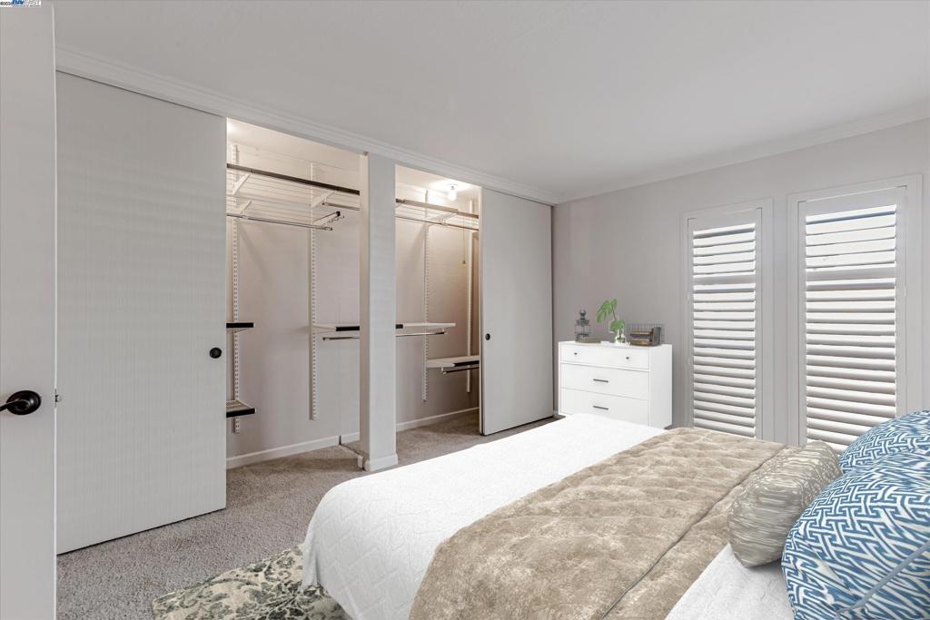 GREENWOOD CONDOS - Residential