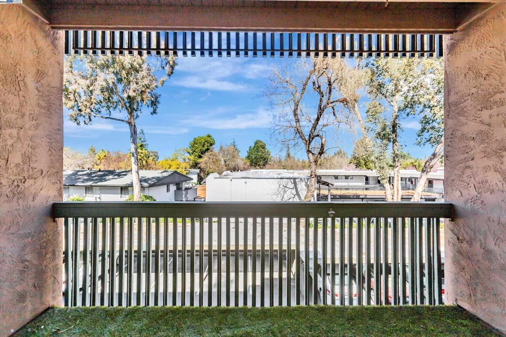 GREENWOOD CONDOS - Residential