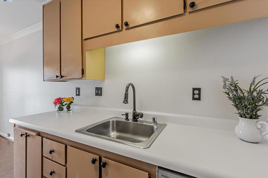 GREENWOOD CONDOS - Residential