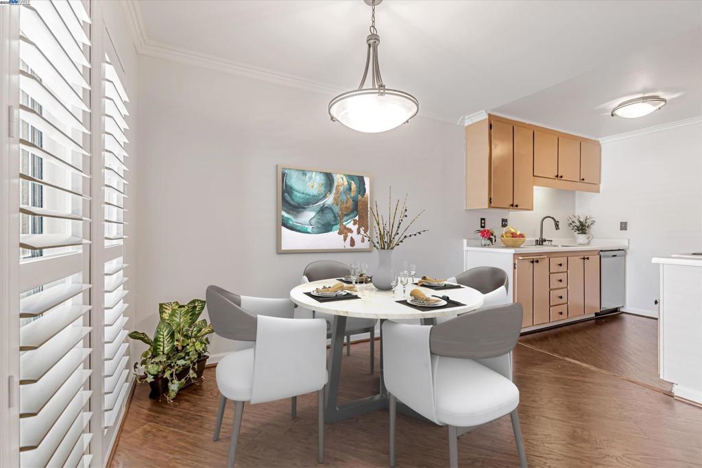 GREENWOOD CONDOS - Residential