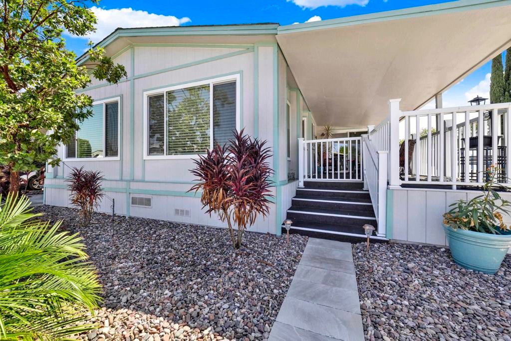 9255 N Magnolia Ave Spc 18