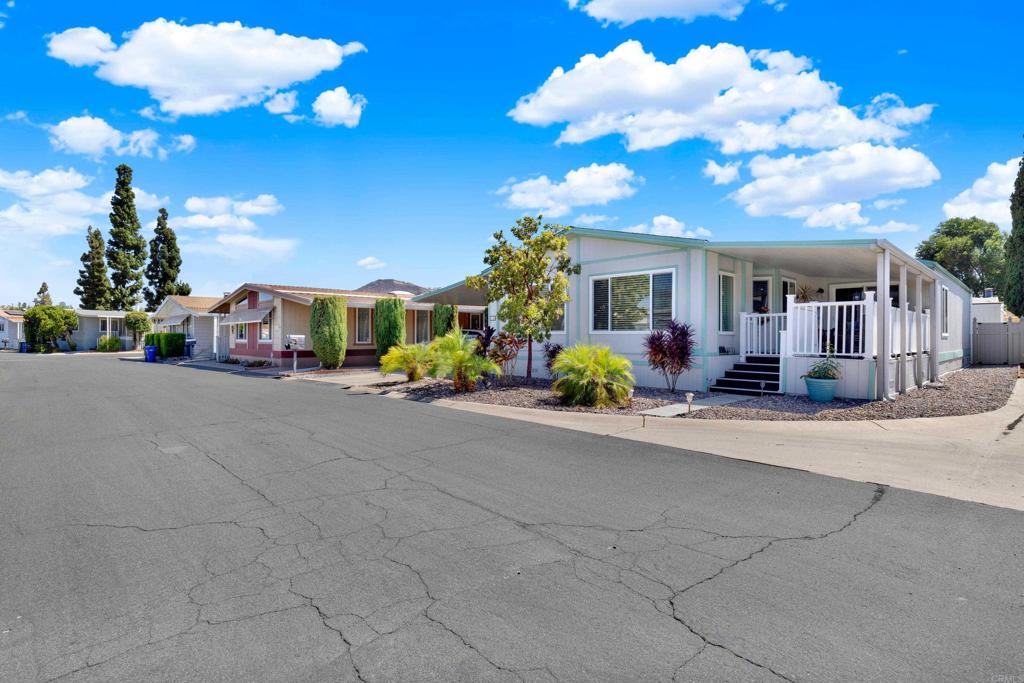 9255 N Magnolia Ave Spc 18