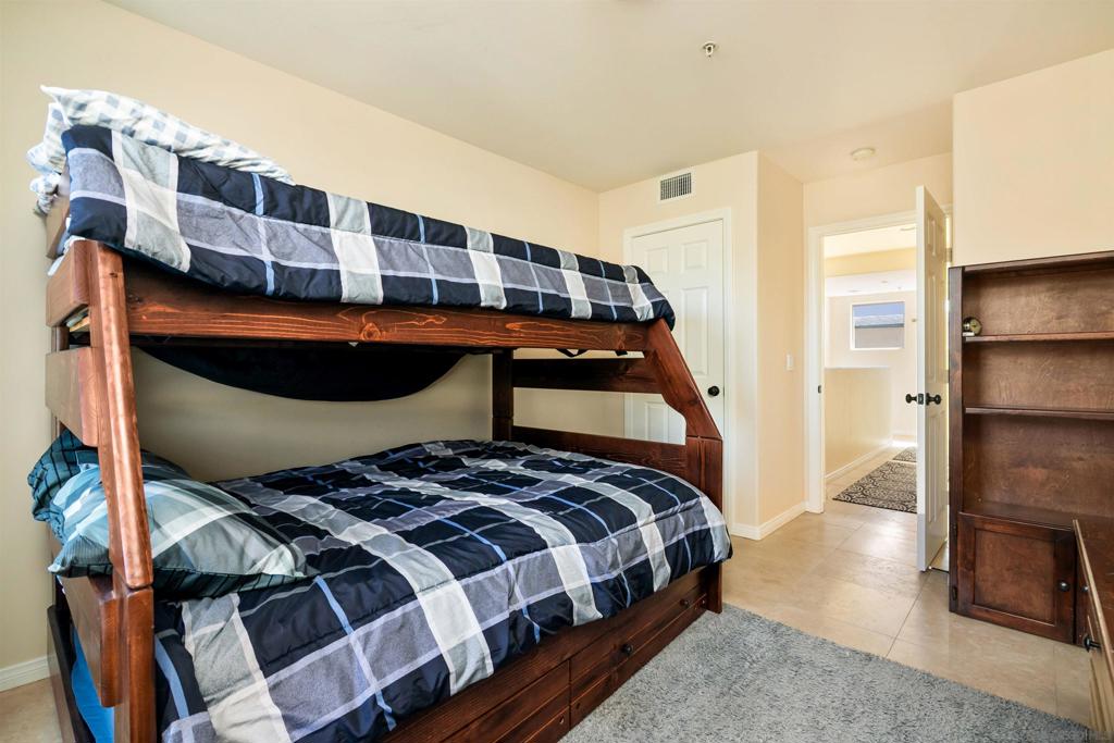 Pacific Beach - Residential