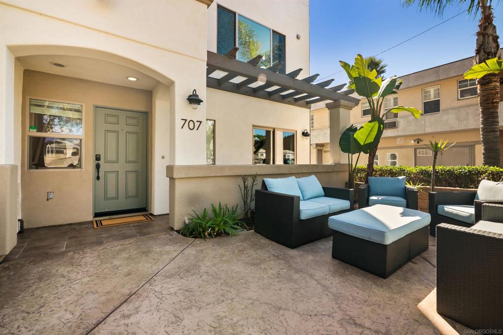 Pacific Beach - Residential