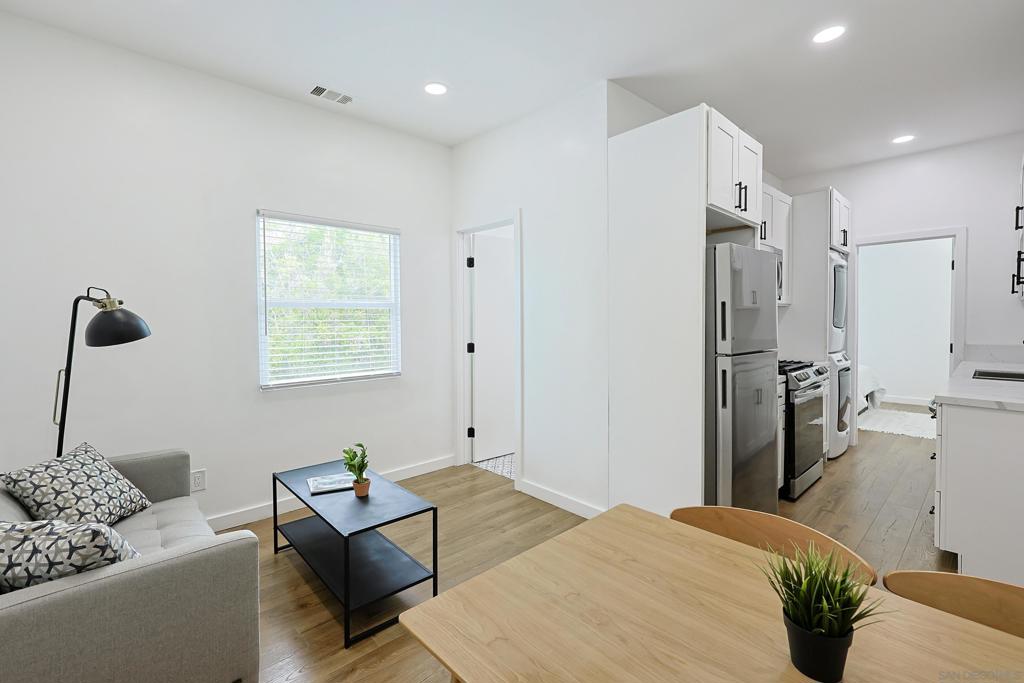 San Diego - Residential Income