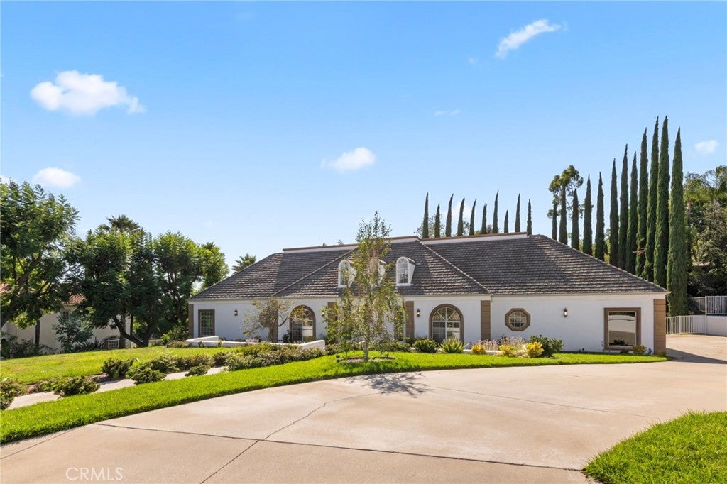 5072 Castle Court